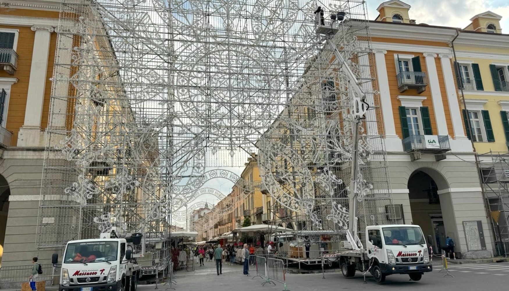 Trabajos urbanos con la plataforma MX 250 de Multitel Pagliero