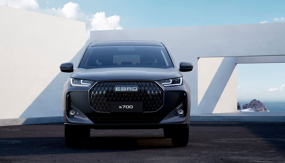 El modelo s700 es uno de los veh�culos que actualmente salen de la planta Ebro Factory de la Zona Franca de Barcelona