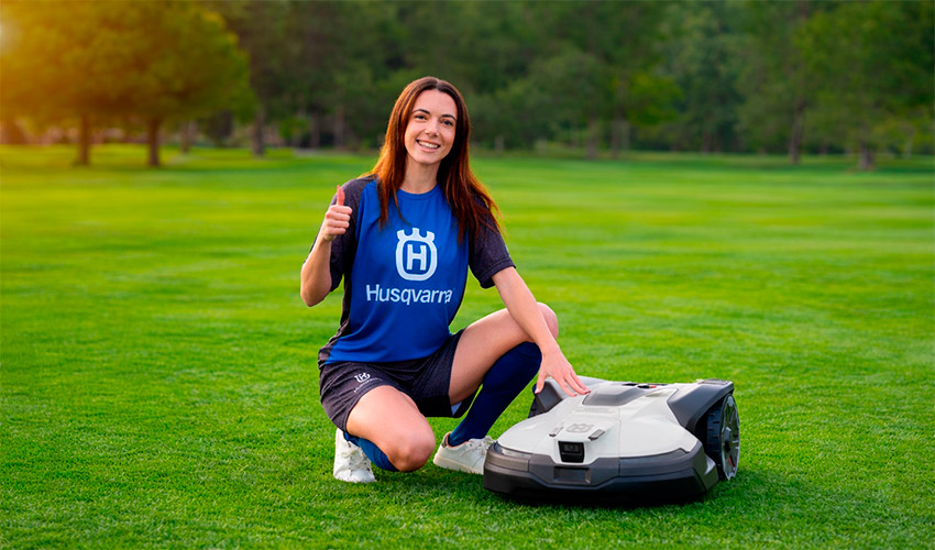 Aitana Bonmat�, campeona del mundo y triple ganadora de la Champions League...