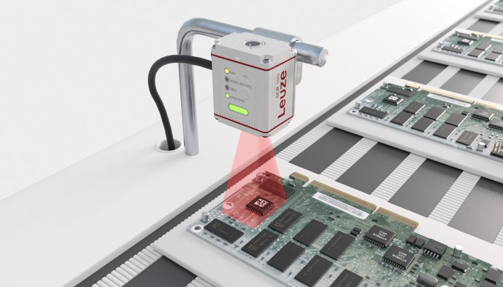 El nuevo lector de c�digos de la serie DCR 100i captura de forma fiable c�digos de barras 1D y 2D, incluso en forma de c�digos DPM...