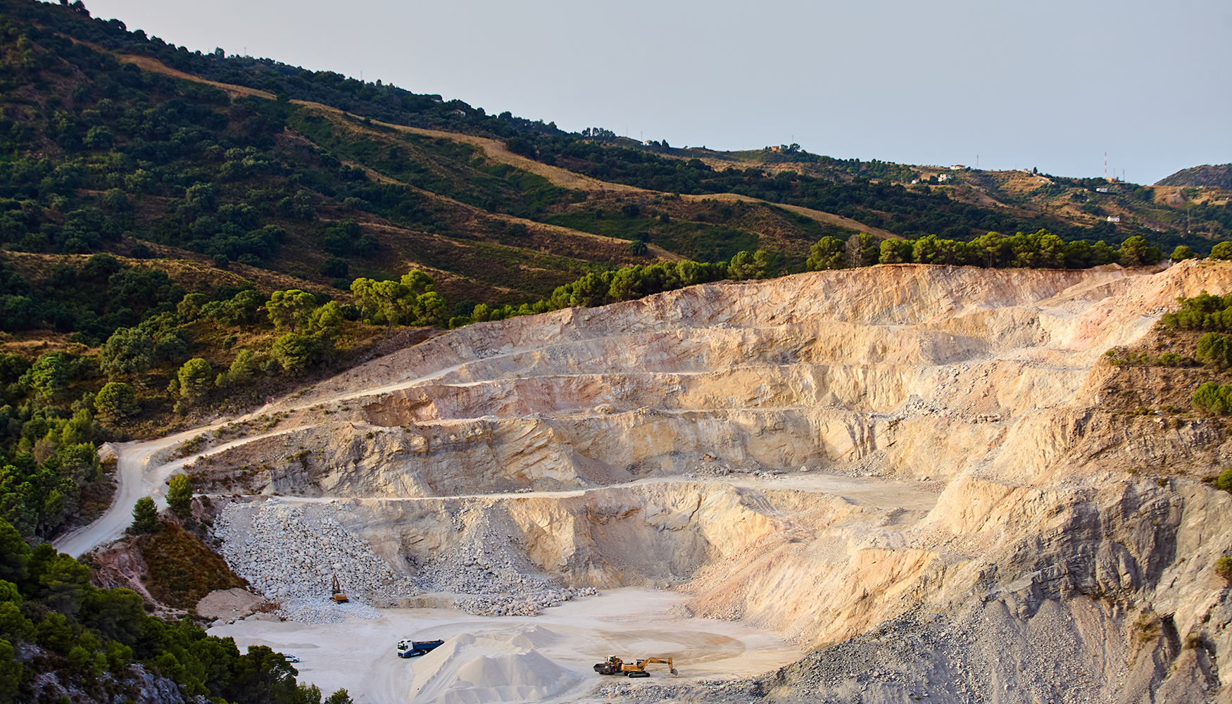 El I Plan de Acci�n para la Gesti�n Sostenible de las Materias Primas Minerales supone un punto de inflexi�n para la industria espa�ola...