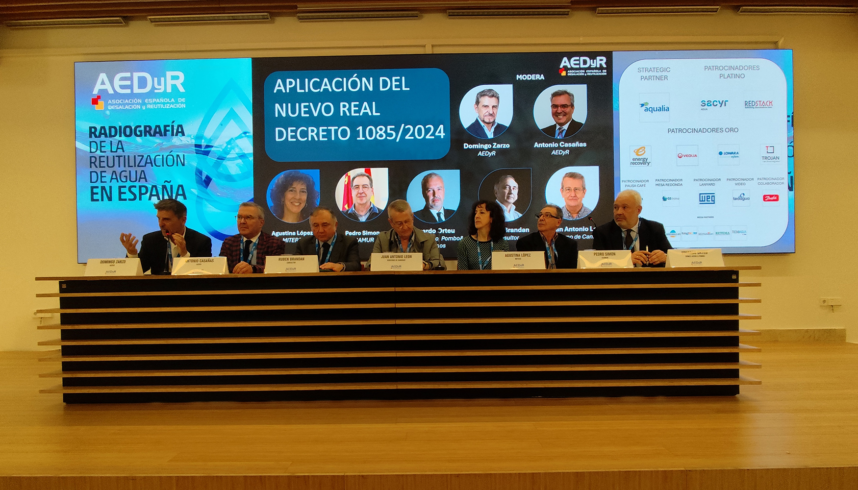 Uno de los momentos centrales de la jornada fue la mesa redonda dedicada a la aplicaci�n del Real Decreto 1085/2024...