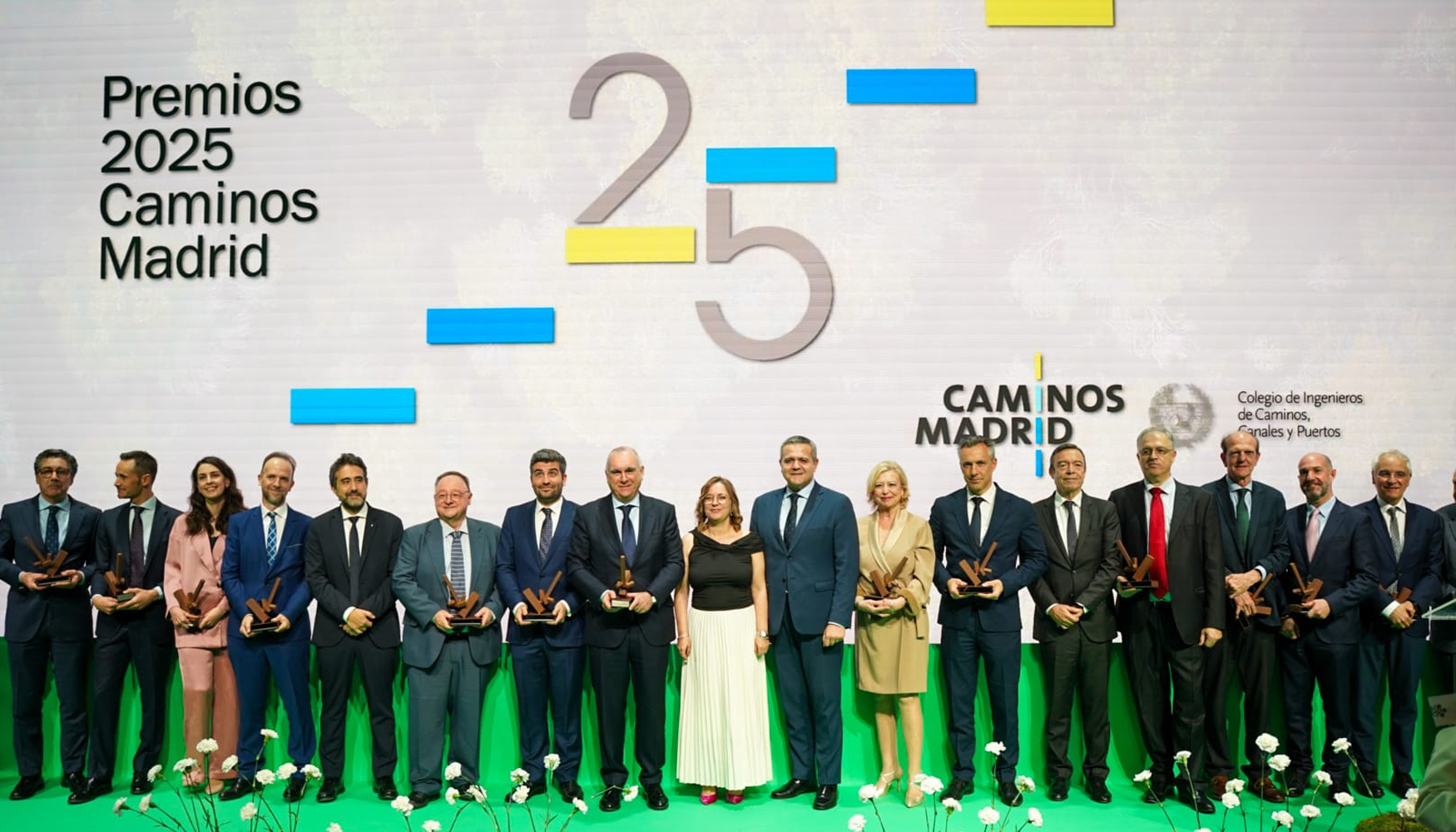 El Premio Caminos Madrid a la Mejor Actuaci�n en Servicio P�blico ha sido concedido a la estrategia de hidrointeligencia para la gesti�n de fen�menos...
