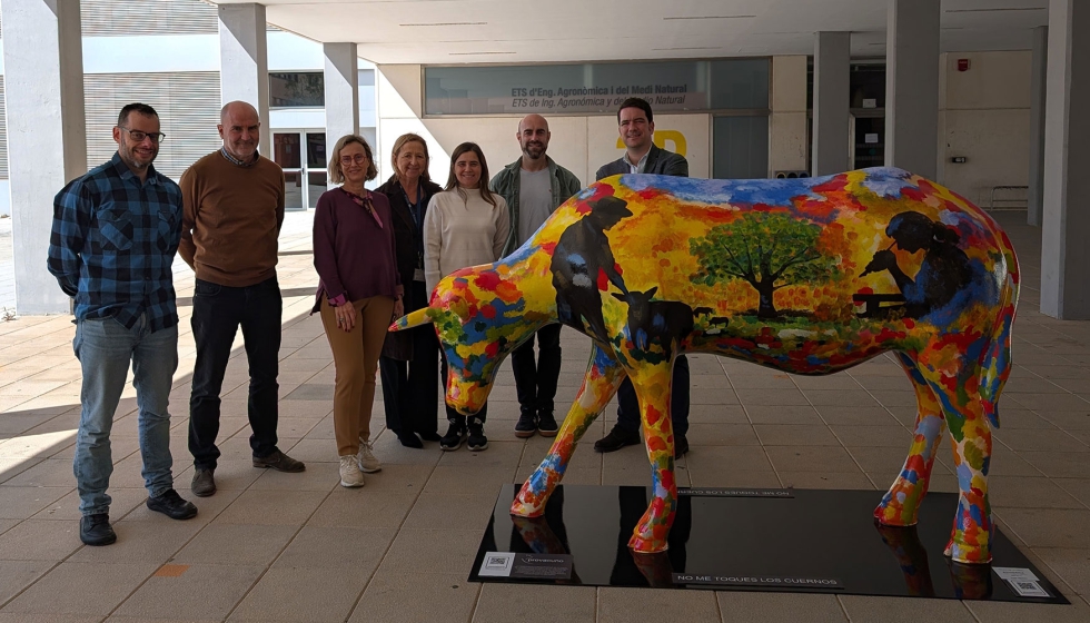 Acto de entrega de la escultura de Provacuno a la Universidad Polit�cnica de Val�ncia (UPV)