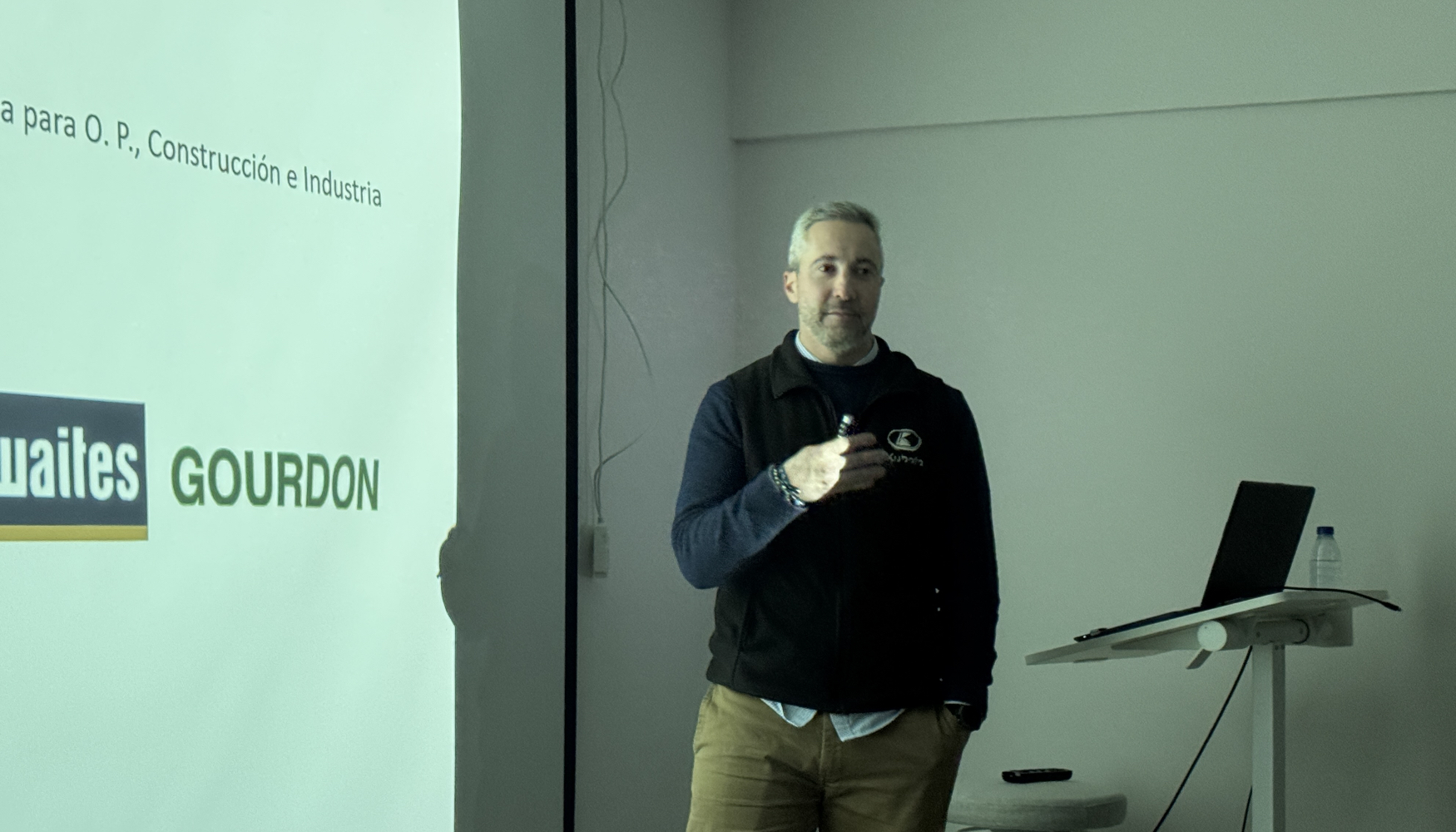 Carlos Iturrarte, director de Postventa de Ubaristi