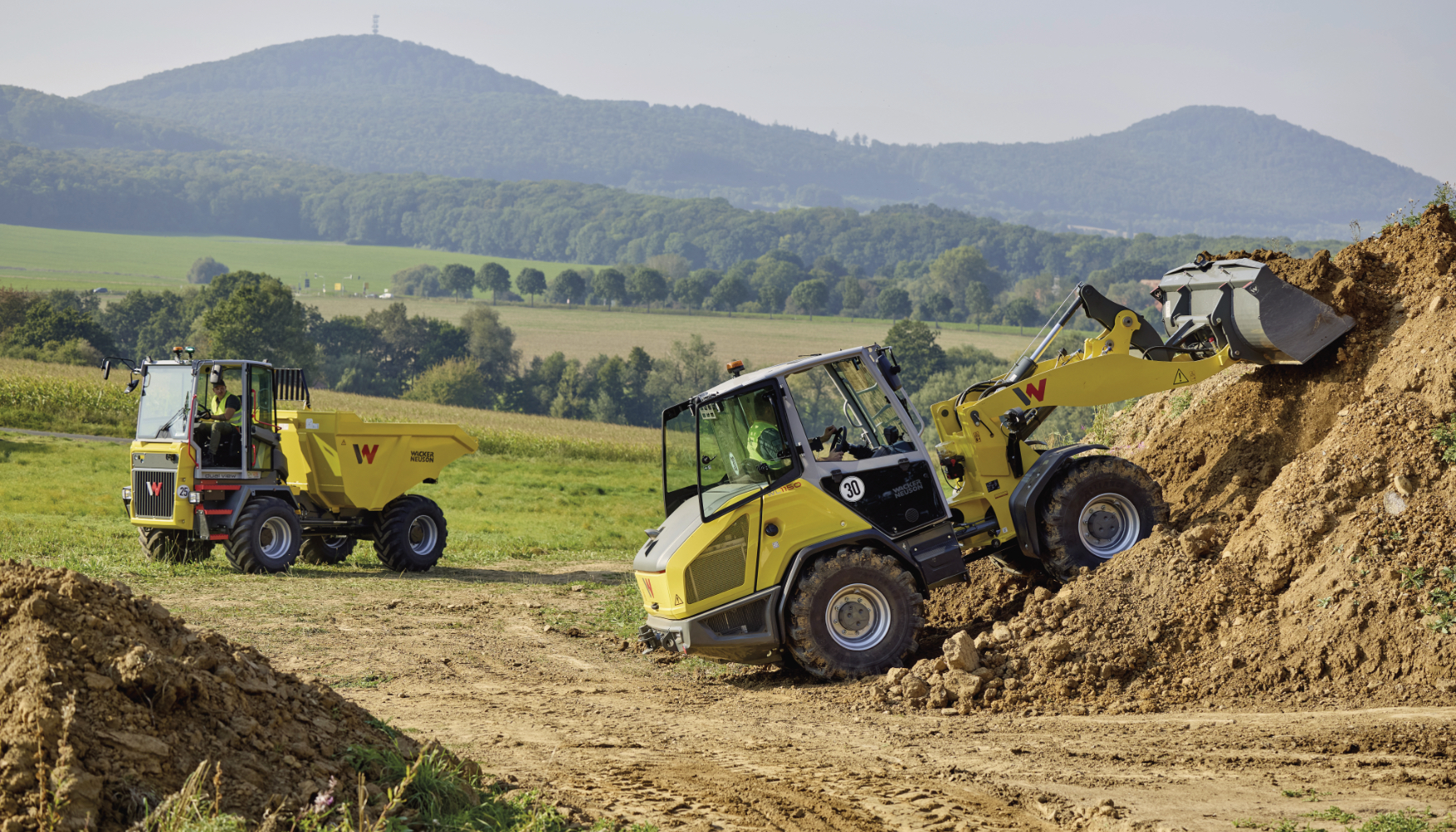 La WL1150 de Wacker Neuson se caracteriza por su gran maniobrabilidad, un sistema de carga eficiente y una cabina Comfort ampliada...