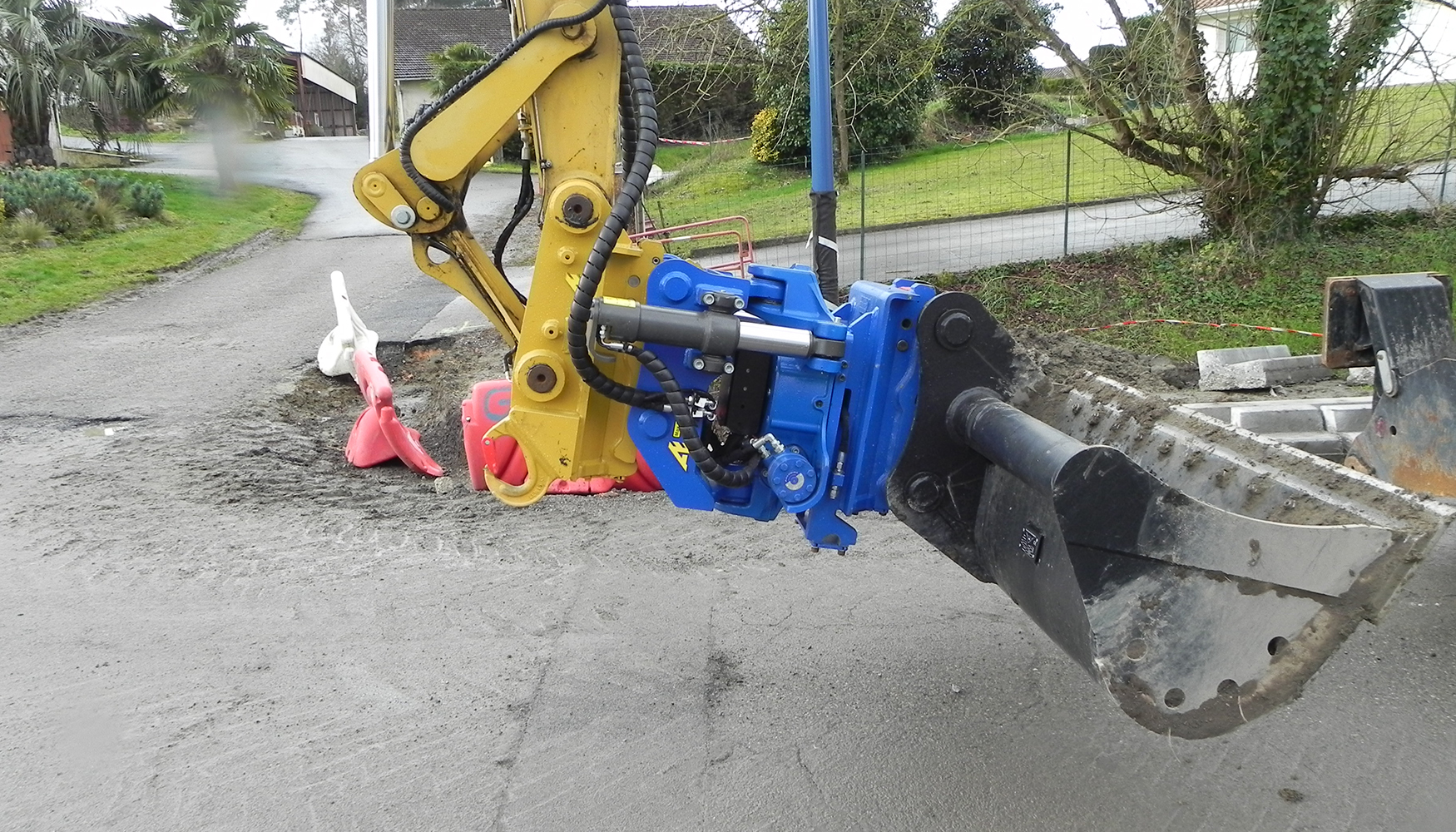 Enganche UA33H con tiltrotor ATR015