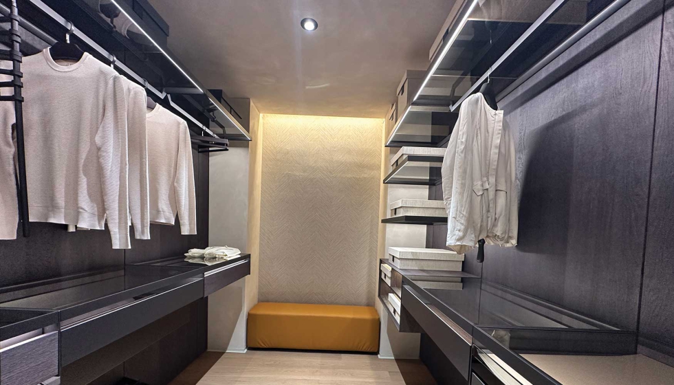 Detalle del vestidor incluido en la Night Collection de Besform