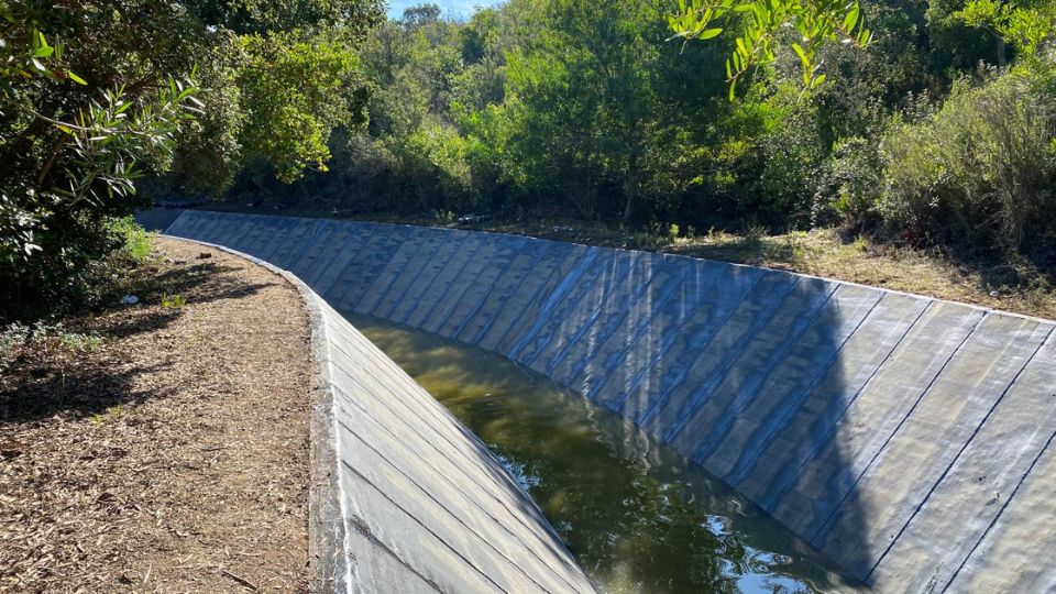 Canal do rio Mira, obra realizada pelo Grupo Sotecnisol e conclu�da em 2025