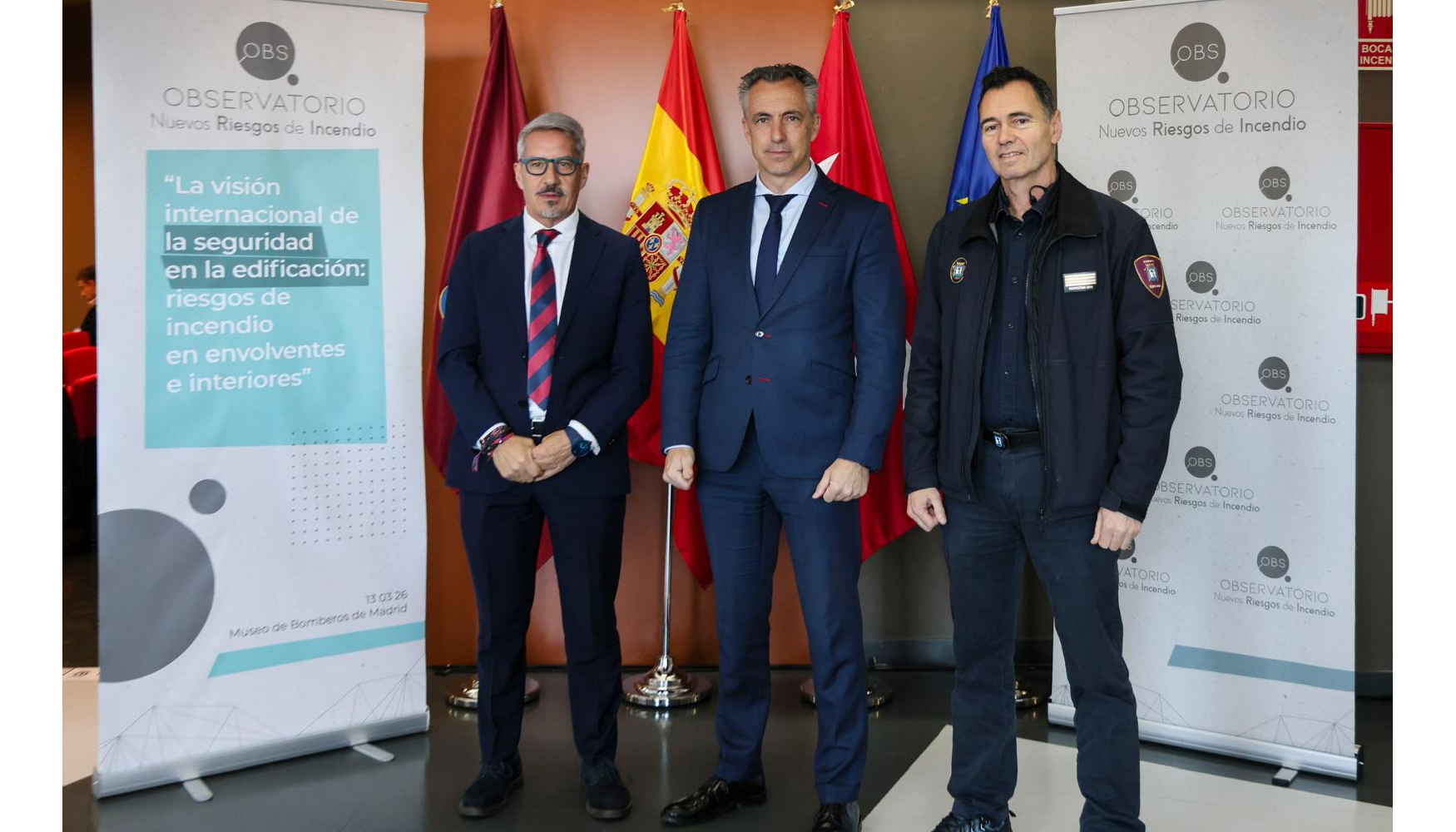 De izquierda a derecha...