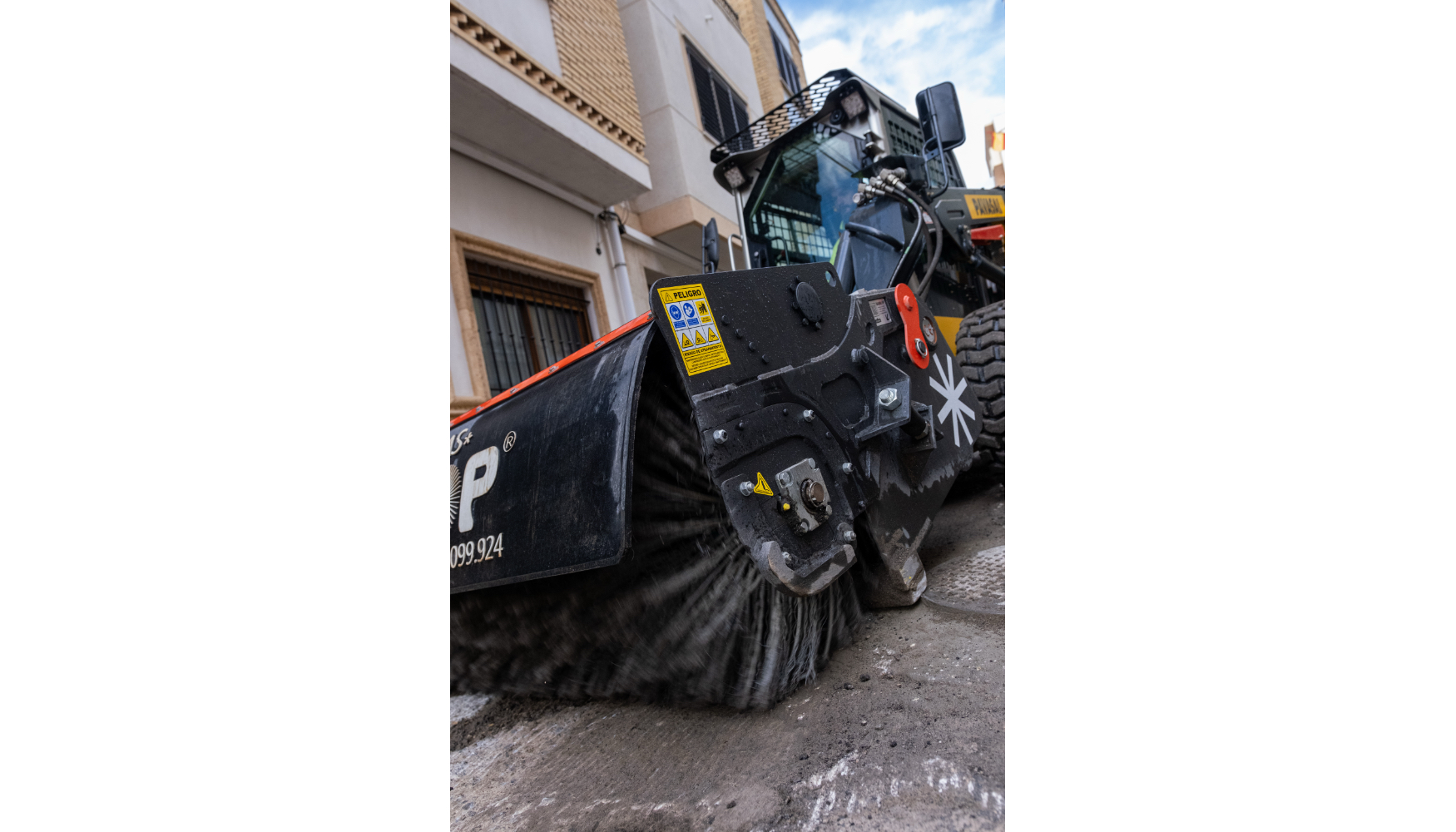 El eje central de la presencia de Barrop en la feria ser� Steelrop, su cepillo de acero de alta resistencia