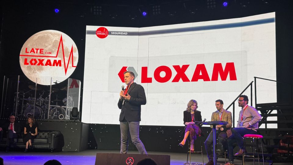 Mesa redonda sobre o Plano Zero, composta por Susana Amigo, Juanma Guill�n, Dani Garc�a e Enrique Comes