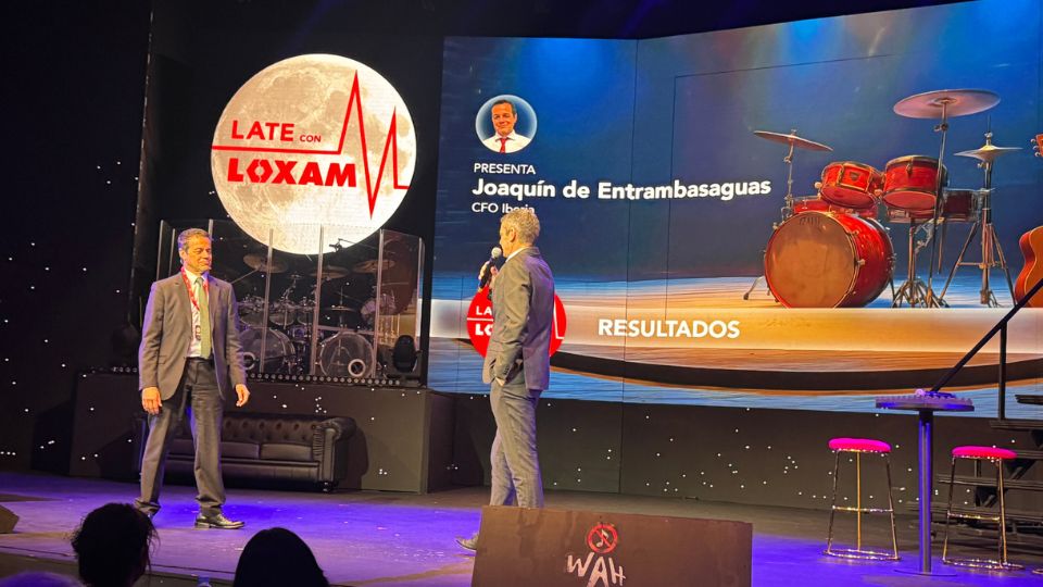 Joaqu�n de Entrambasaguas (� esquerda), CFO da LOXAM Ib�ria, e Rub�n Gerique, chefe de Oficina em Sarago�a