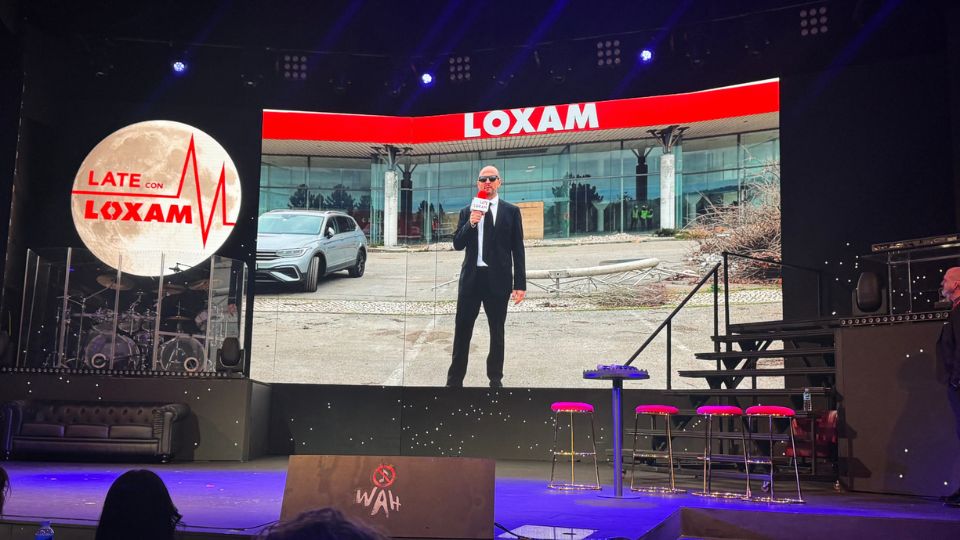 V�deo protagonizado por Francisco Rodr�guez Mu�oz, diretor t�cnico e de compras da Loxam Ib�ria, ao mais puro estilo 'Caiga quien caiga'...