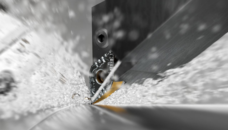 La combinaci�n de Coromant Capto con plaquitas T-Max P permite fabricar un gran volumen de componentes para los proyectos ferroviarios sin...