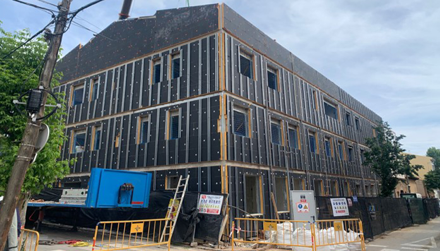 Este proyecto combina estrategias industrializadas con dise�o y altas prestaciones para cumplir con los est�ndars Passivhaus Plus...