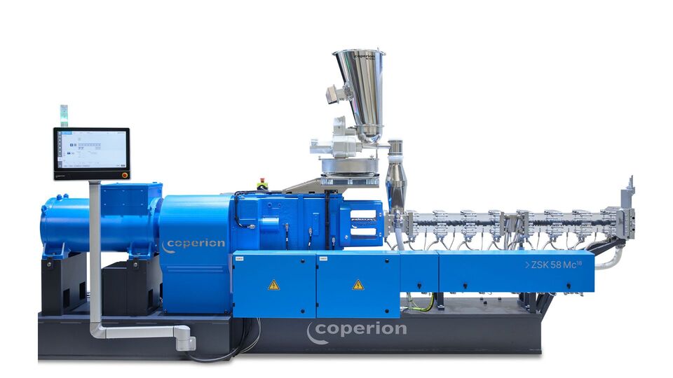 Extrusora de duplo parafuso ZSK 58 Mc18 da Coperion em exibi��o na Chinaplas 2026