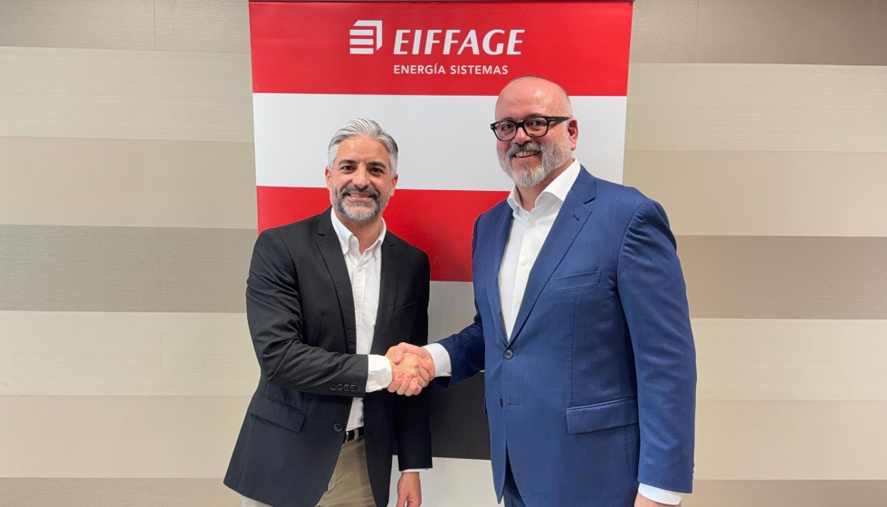 �scar Bas (izquierda), secretario ejecutivo de ADINE, con Pedro Acosta...