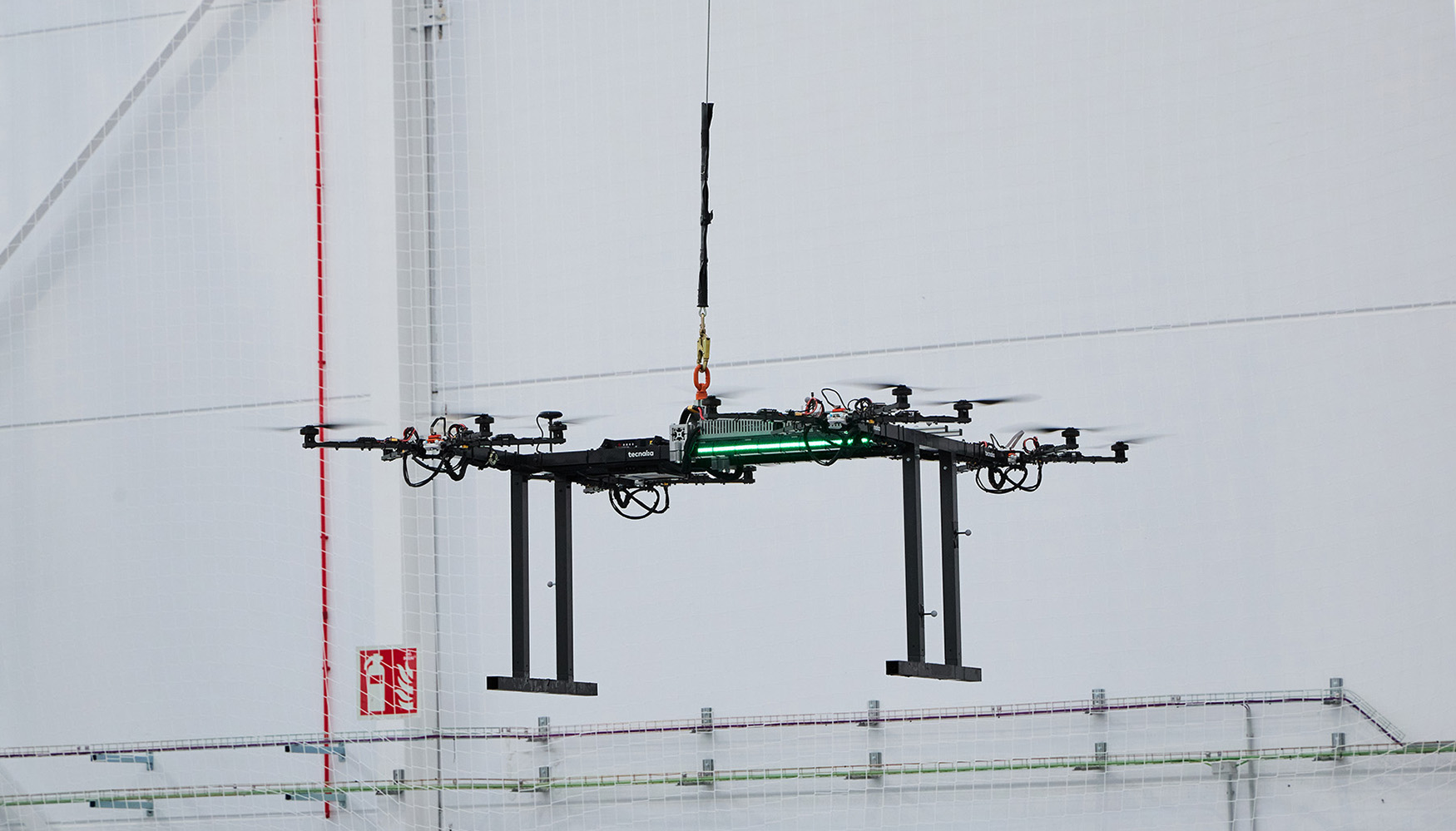 Skybot es �un dron omnidireccional para inspecci�n y mantenimiento industrial�...