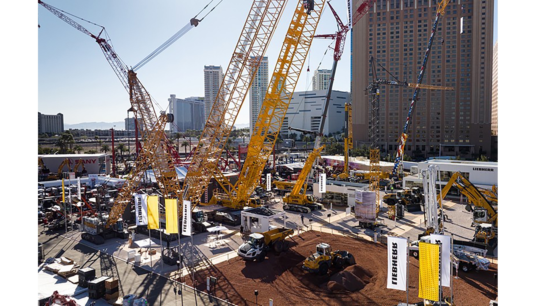 Liebherr fue la encargada de arrancar Conexpo 2026 con un evento con la prensa internacional
