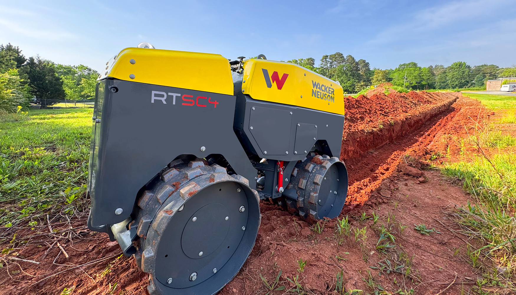 Nuevo rodillo para zanjas con control remoto