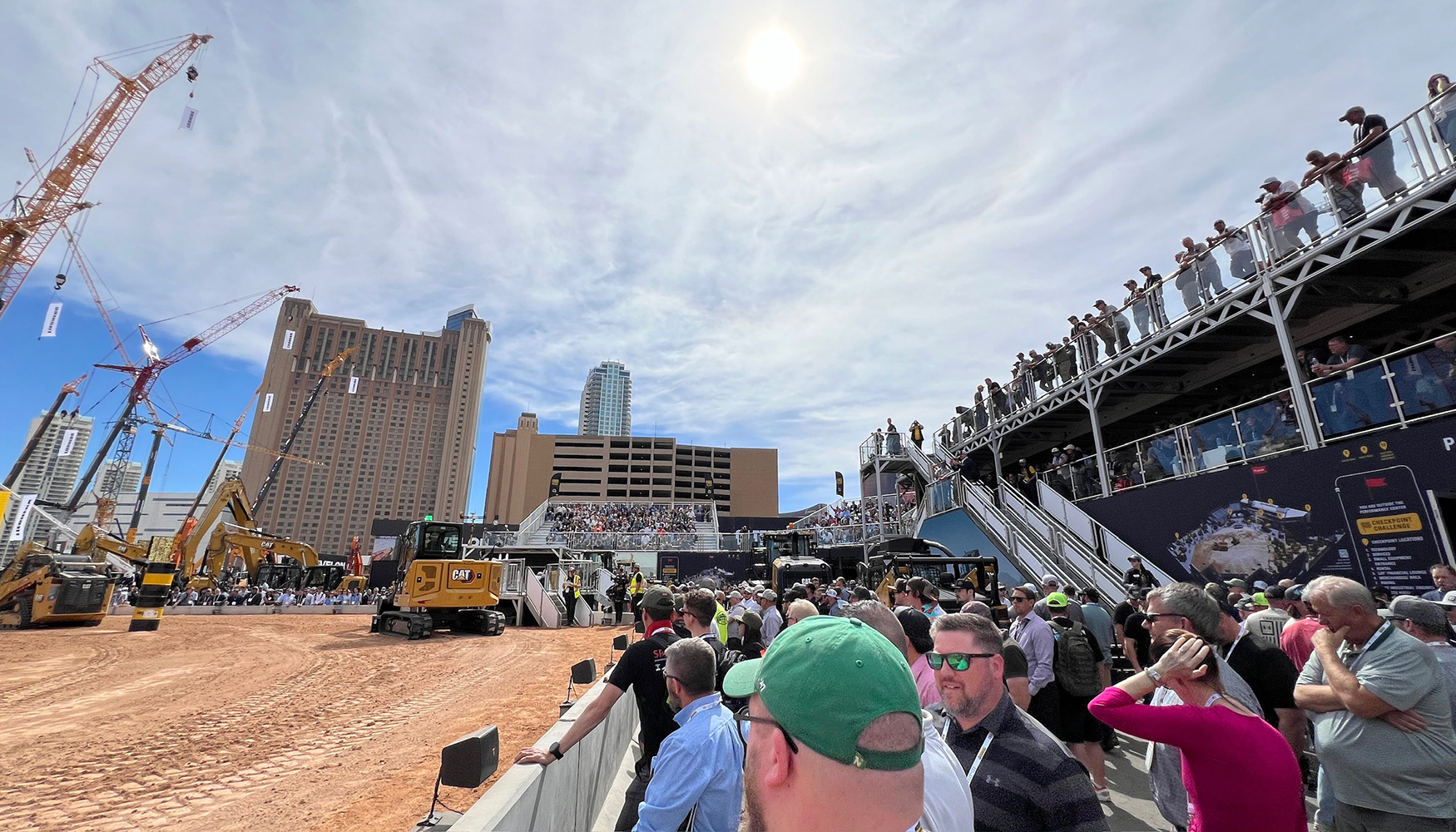 O bom tempo durante todos os dias da feira animou especialmente as �reas exteriores