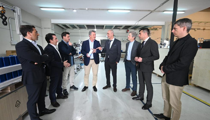 La visita del Consell a la empresa Endurance Motive ha sido liderada por Vicente Mart�nez Mus