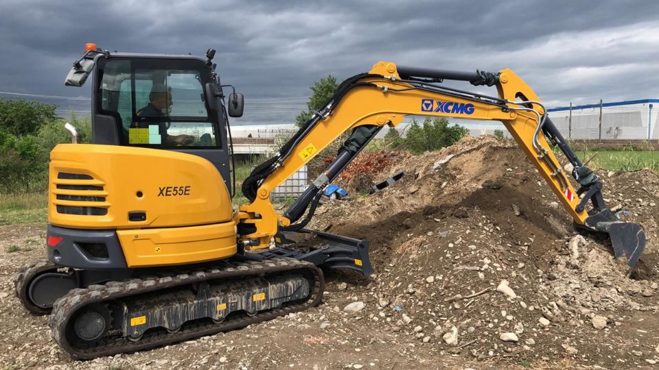 Miniescavadora XCMG XE55E