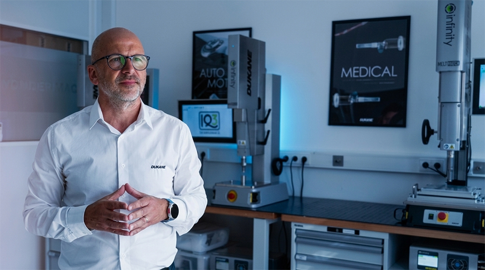 Alberto Correia, diretor regional da Dukane para Portugal, Espanha e Fran�a, no Centro de Testes instalado na Wondermac-Innovative Solutions...