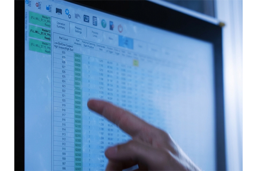 A tecnologia servo da Dukane permitiu � Muropl�s alcan�ar n�veis elevados de qualidade e repetibilidade