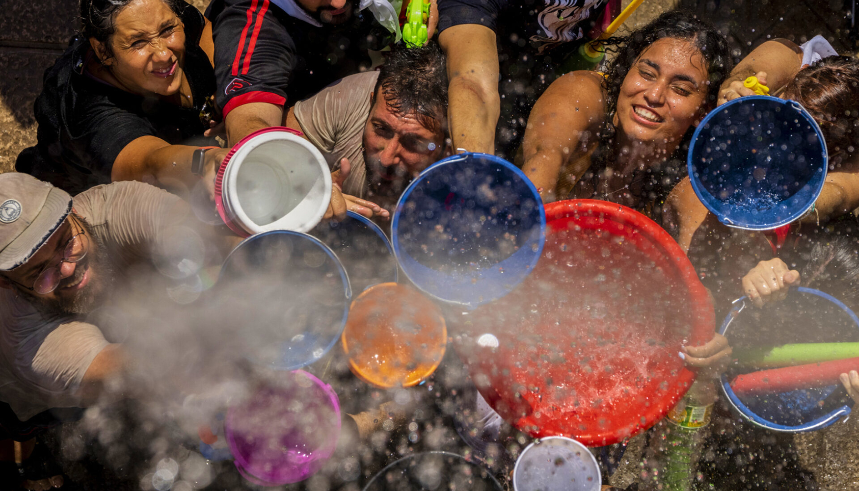 'Agua festiva', de Manuel Fern�ndez Vidal, fue elegida como segunda clasifi cada en PhotoAquae 2026