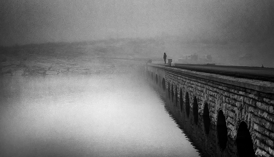 'Puentes sobre r�os', de Eduard Franc�s, cuarta clasificada en PhotoAquae 2026