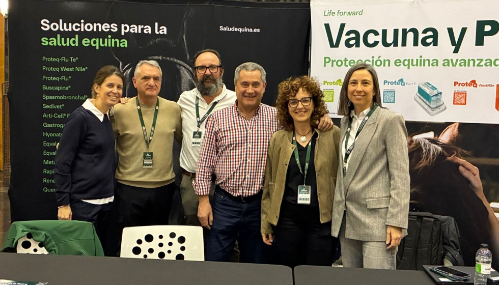 Equipo de Boehringer Ingelheim Animal Health Espa�a en el stand del XV Congreso Internacional de la Asociaci�n de Veterinarios Especialistas en...
