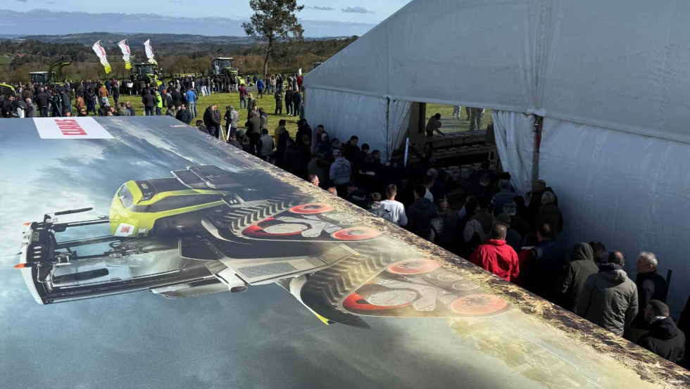 'F�brica Verde 2026' se cerr� con una comida popular con productos gallegos en una gran carpa