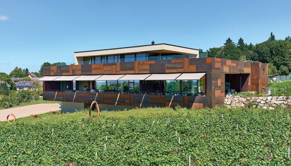 Las bodegas Kopp ofrecen, cerca de Baden-Baden, con su restaurante �Ebanat� que incluye vinoteca...