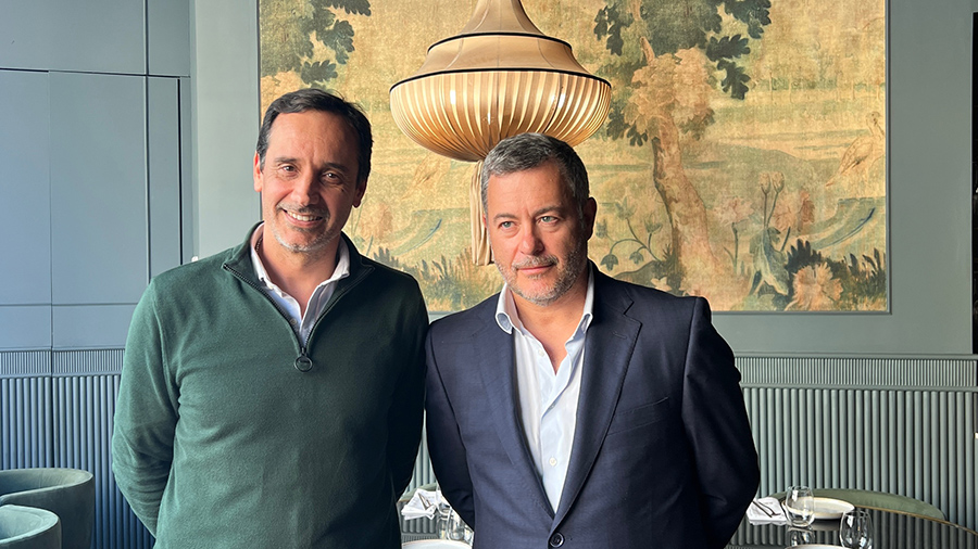 Pedro Santos, diretor-geral da CONSULAI e Rui Almeida, diretor operacional da CONSULAI, no almo�o de imprensa realizado a 25 de mar�o, em Lisboa...