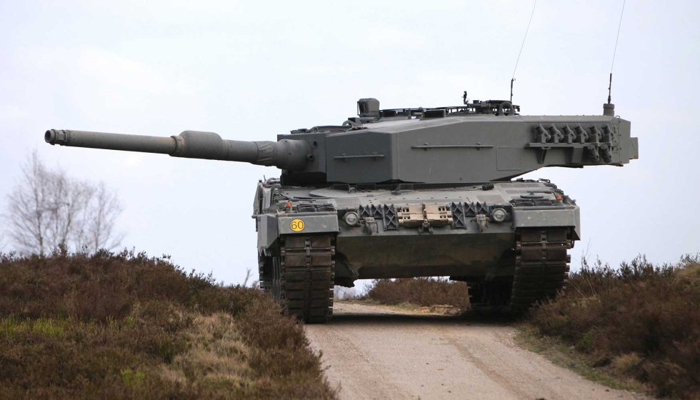 O Leopard 2 A4, da Krauss-Maffei Wegmann, est� equipado com blindagem composta. Foto: KMW