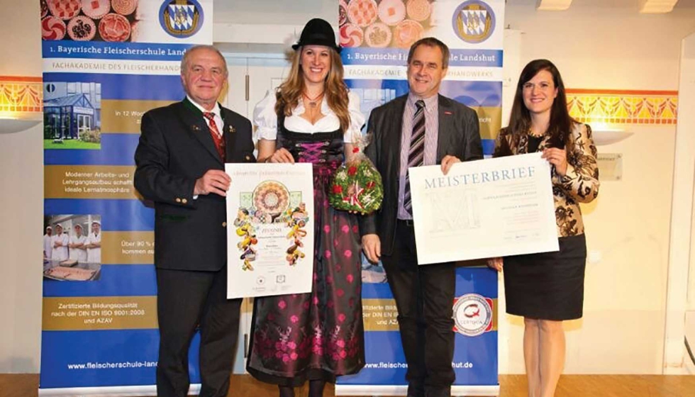 Para complementar su educaci�n y sus conocimientos del oficio, Sabine Schara se form� en 2013 en la localidad de Landshut, Alemania...