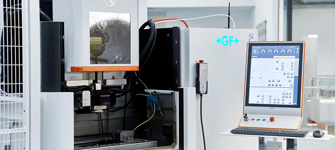 Eletroeros�o a fio (EDM) da GF Machining Solutions equipada com TwinCAT CNC para cortes suaves e repet�veis com elevada estabilidade...