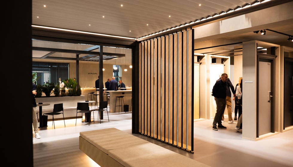 Pergola bioclimatica STRUGAL na Tekt�nica 2026