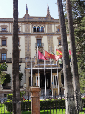 El Hotel Alfonso XIII se inaugur hace ms de 80 aos