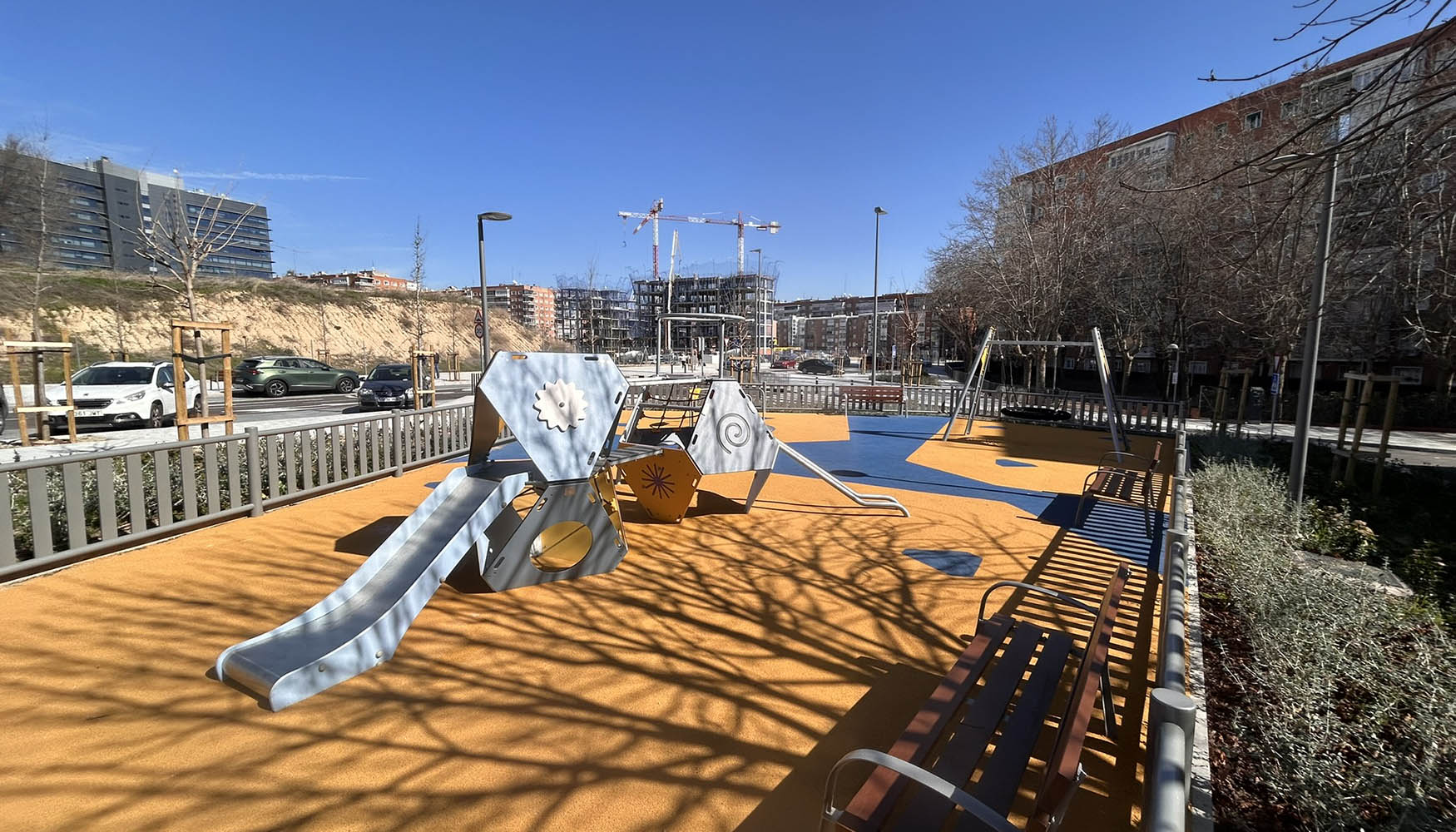 La serie JUGA no se orienta a una edad concreta, sino que integra diferentes etapas del desarrollo infantil en un mismo dise�o...