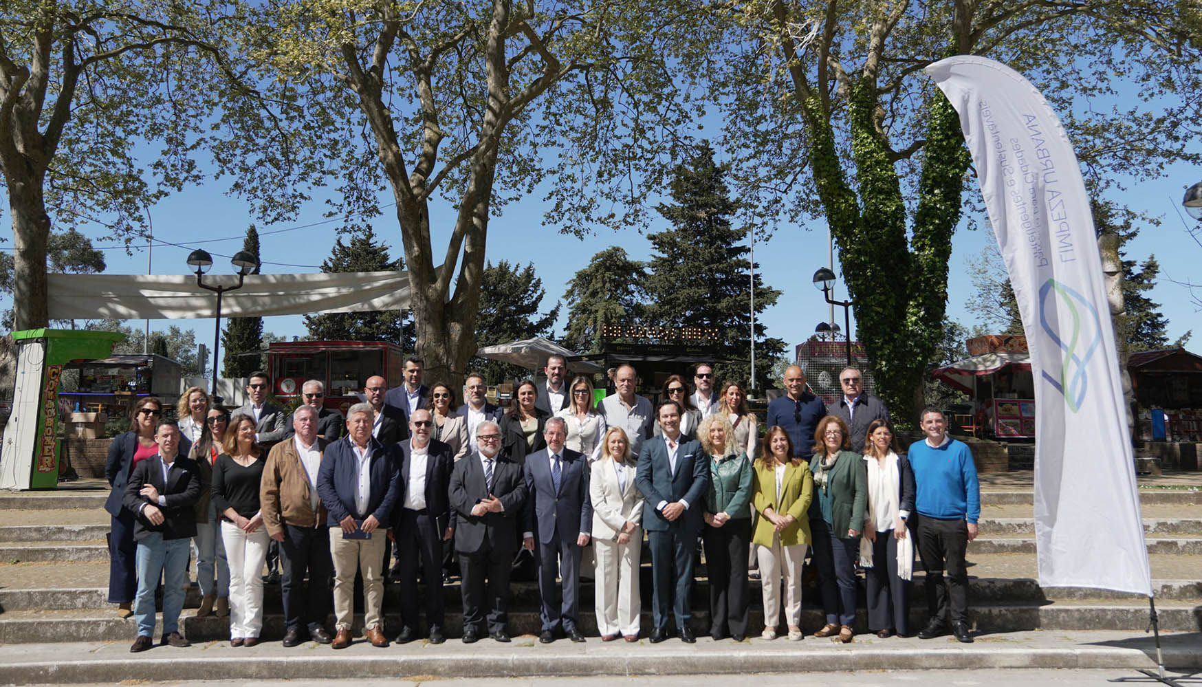 ALU subrayar� el papel de la cooperaci�n entre ayuntamientos, empresas municipales y entidades privadas, que conforman sus 77 miembros...