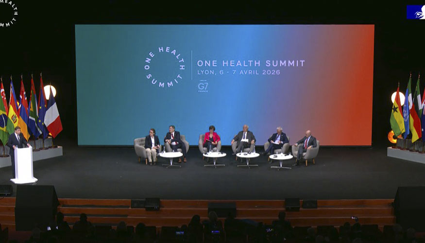 Luis Planas, ministro de Agricultura, Pesca y Alimentaci�n, durante su participaci�n en la Cumbre One Health