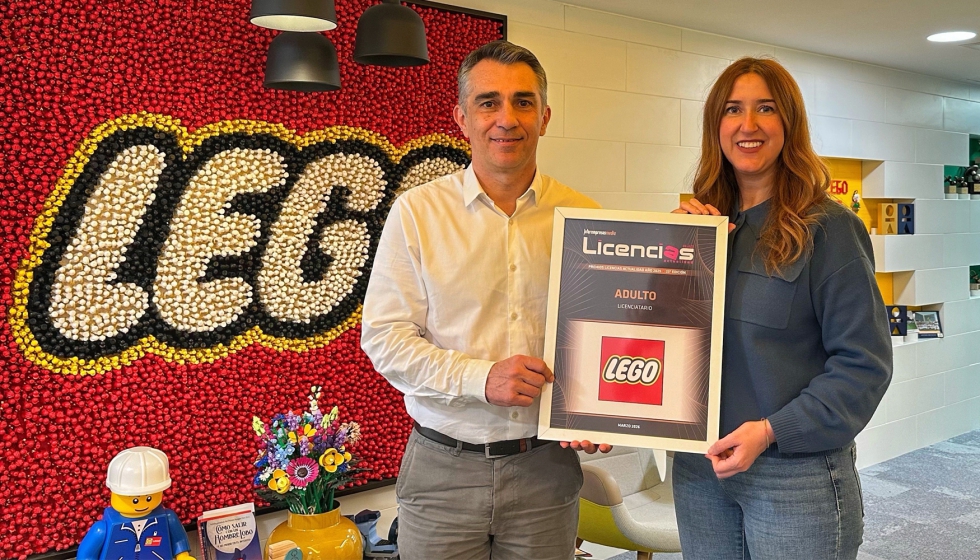 Vincent Plane, country manager Iberia, y Pilar Vilella, brand director kids France & Iberia, de Grupo Lego