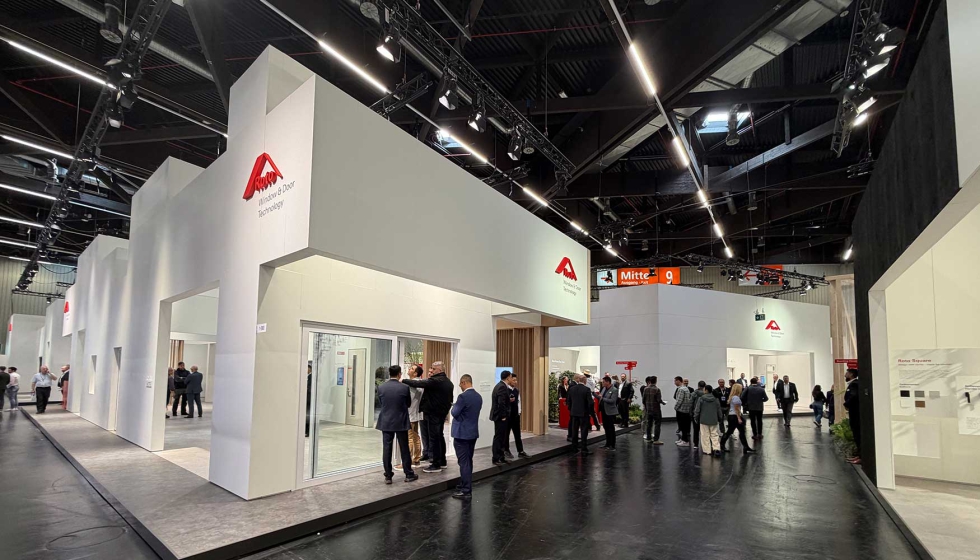 Roto Frank cont� un stand de 1.200 m2 en Fensterbau Frontale