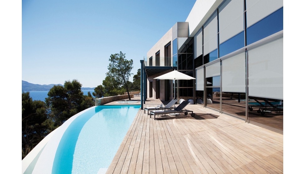 Las soluciones Nice incorporan la funci�n Climatic Speed Control que permiten el accionamiento autom�tico de los sistemas de protecci�n solar en...