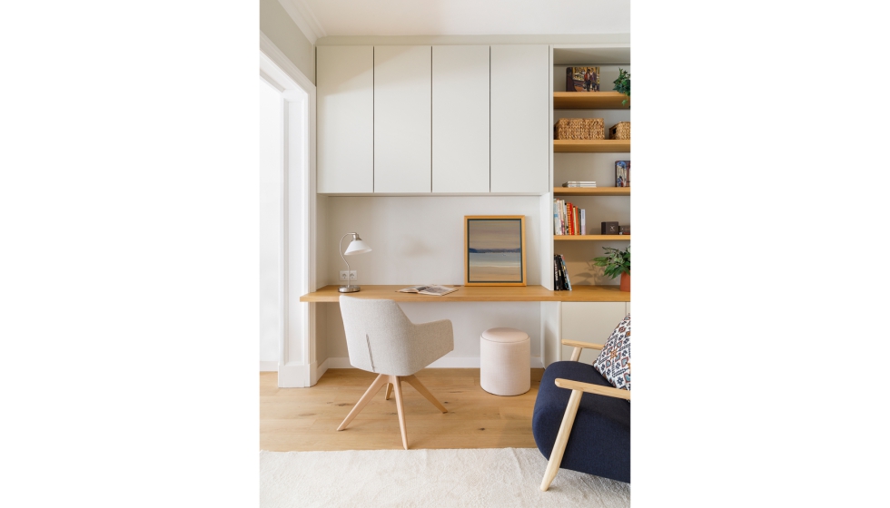 El despacho ocupa el espacio de un antiguo antesal�n en desuso