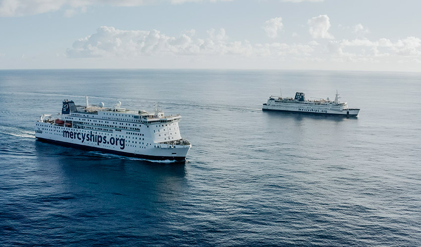 La ONG Mercy Ships opera dos de los mayores buques hospital del mundo, el 'Africa Mercy' y el 'Global Mercy'...