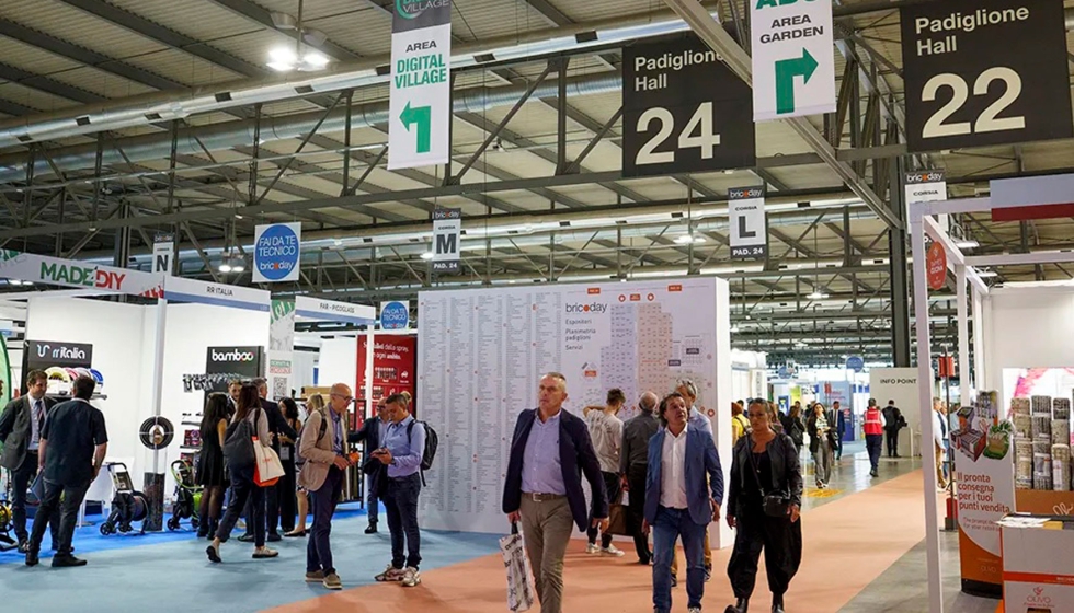 Espacio expositivo organizado por �reas tem�ticas